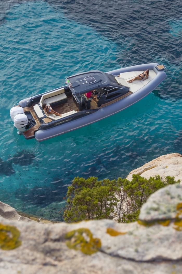 Ontdek Porto Cervo tijdens een 8-uur durende boottocht.