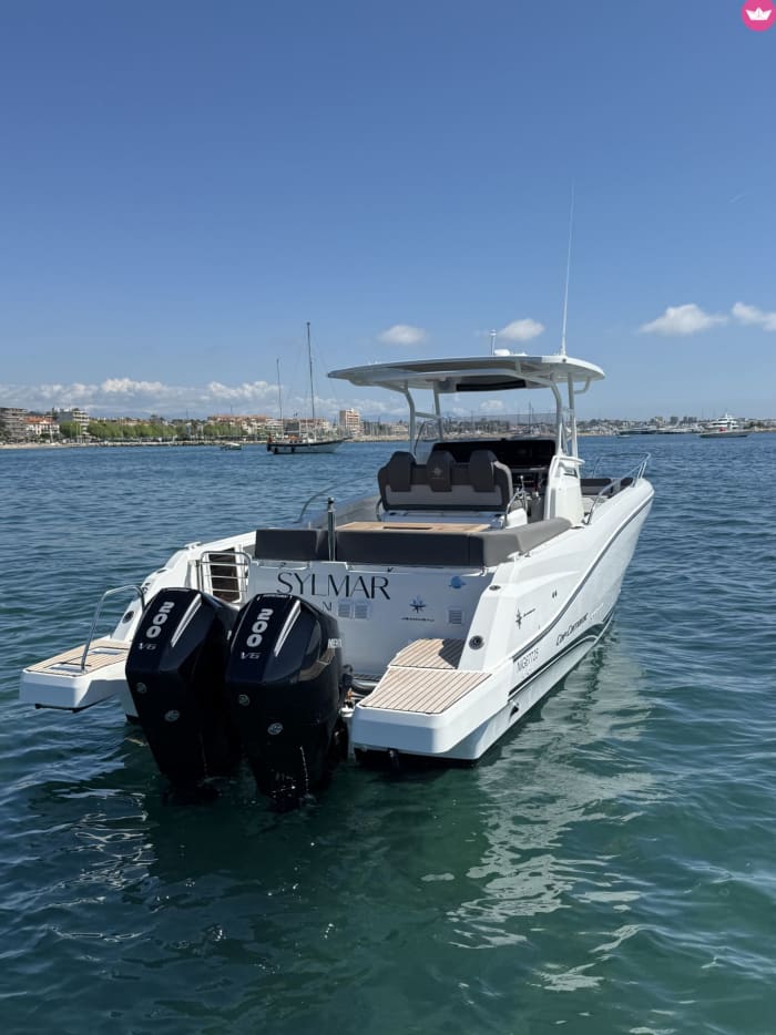 Riviera Escape – Tailor-Made Navigation
