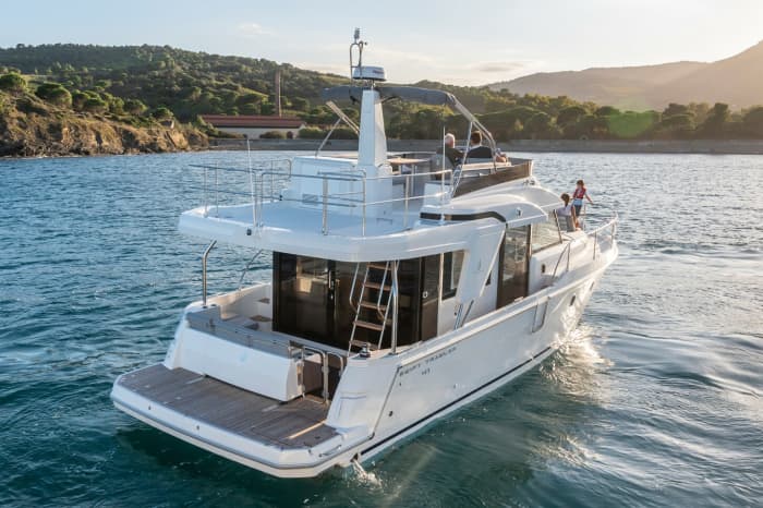 Erkunden Sie Palma de Mallorca mit dem Boot: Ein ganzer Tag auf dem Wasser an Bord eines Motorboots