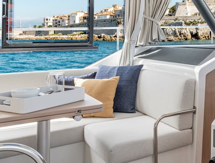 Erkunden Sie Palma de Mallorca mit dem Boot: Ein ganzer Tag auf dem Wasser an Bord eines Motorboots