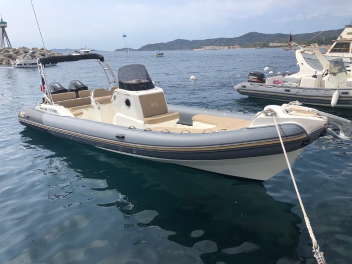 Beleef Le Lavandou als nooit tevoren vanaf een motorboot.