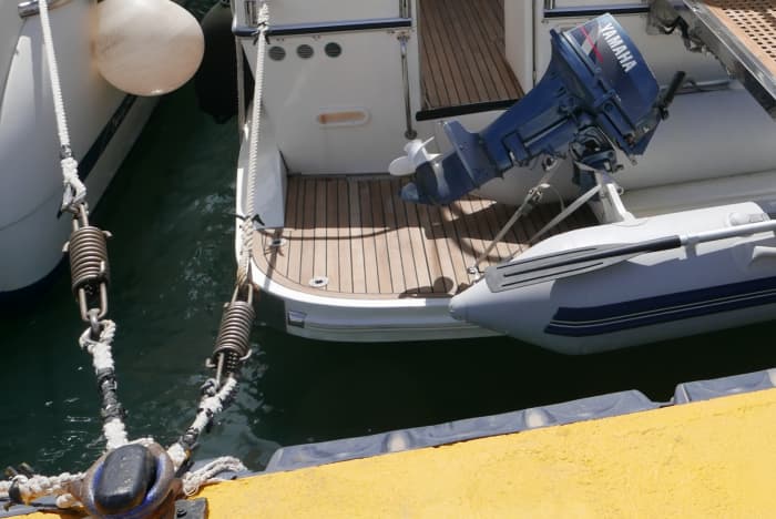 4 horas en Marsella: Alquila una lancha motora y disfruta. Solo entre semana, del 15 de junio al 6 de septiembre.