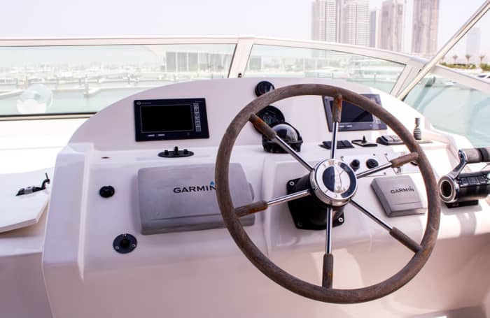Your private Dubai experience: An exclusive day aboard a motor yacht