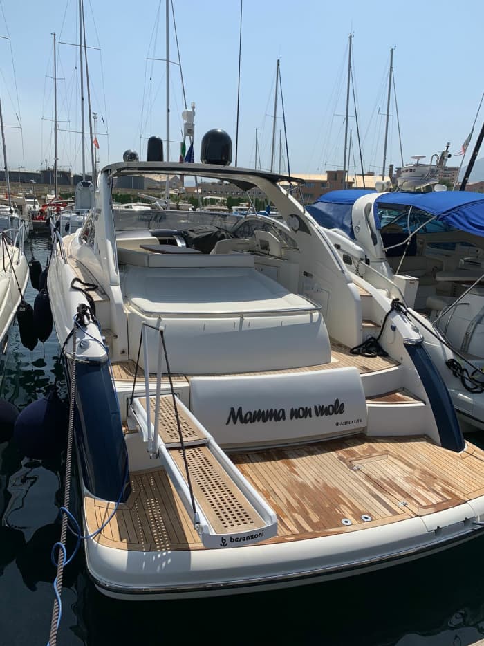 Utforska Palermo med båt: En heldag på vattnet ombord på en motorbåt