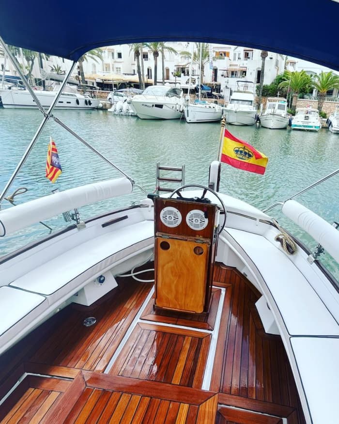 Excursión en barco de 4 horas en Cala d'Or para disfrutar del sol y el mar.