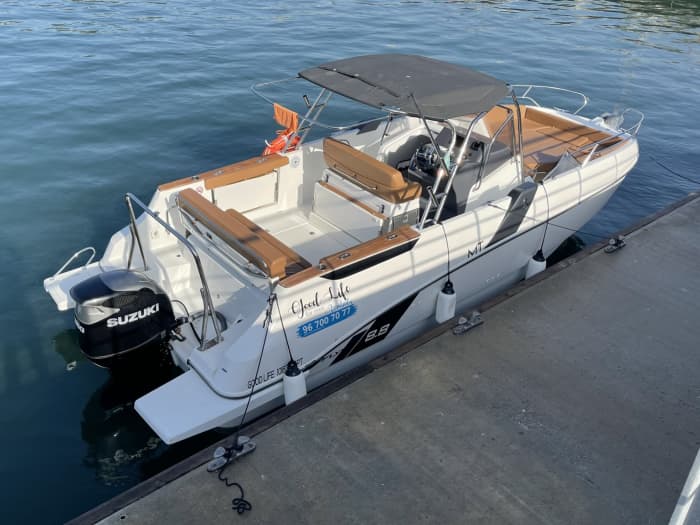 Discover Tróia Peninsula on a motorboat for 5h