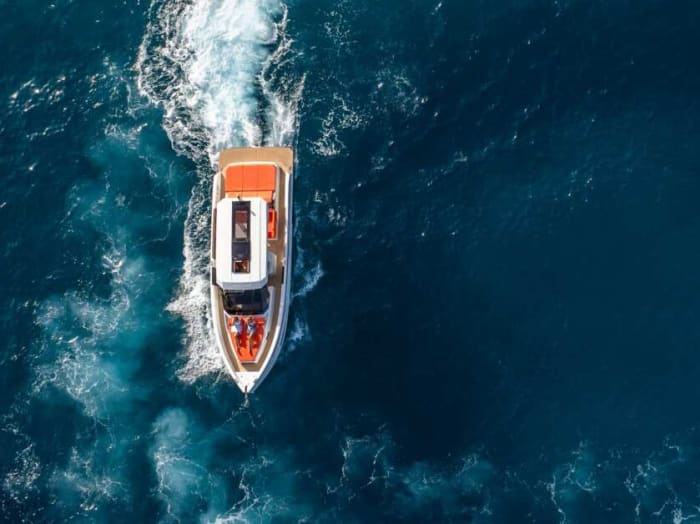 Mallorca’s Hidden Coastlines & Crystal Waters – A Full Day at Sea