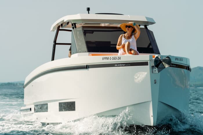 Mallorca’s Hidden Coastlines & Crystal Waters – A Full Day at Sea
