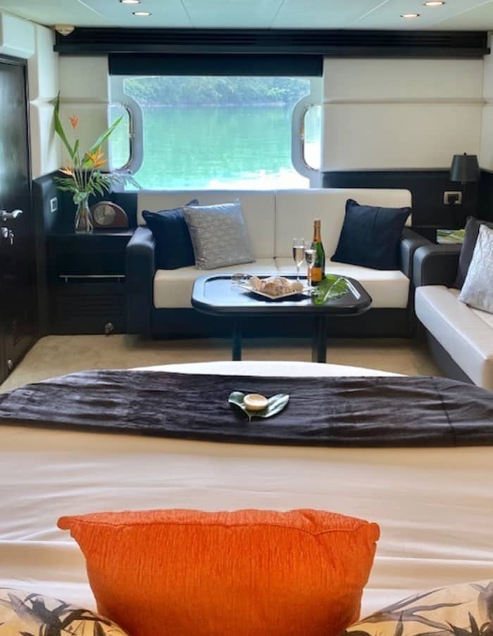 Excursion en yacht au parc marin de Baie Ternay