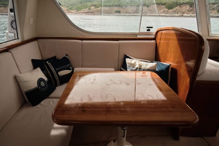 Een privé-motorboot voor een dag rond Algeciras.