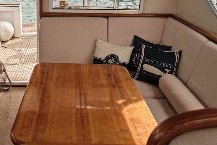 Een privé-motorboot voor een dag rond Algeciras.