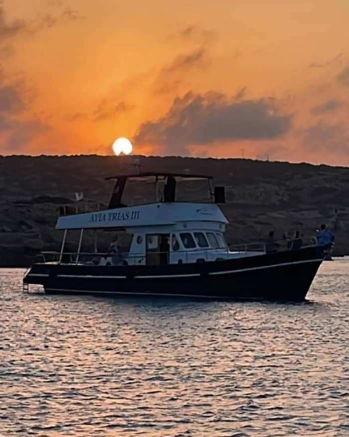 PROTARAS BLAUE LAGONE 
PRIVATE CHARTERFAHRTEN
