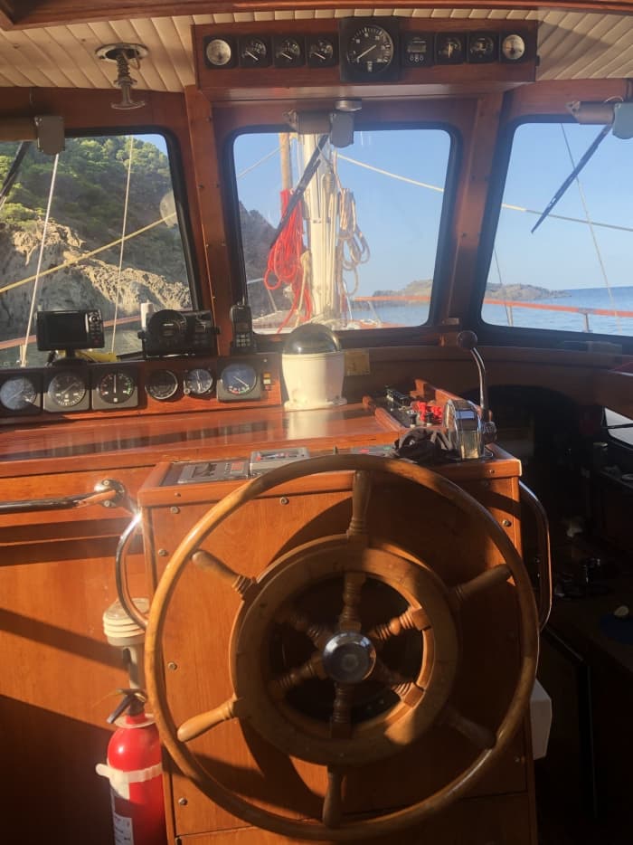 Discover El Port de la Selva on a sailboat for a full day