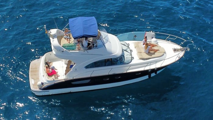 Croisière VIP de 4 heures en yacht : baies isolées et délices gastronomiques à Tenerife