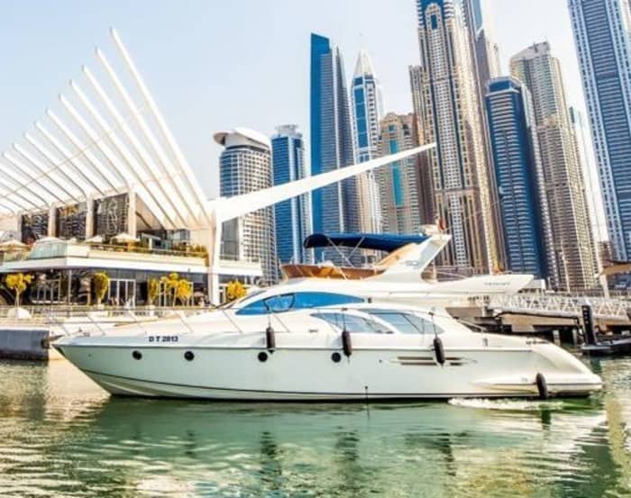 Half-day trip in Dubai on a motor yacht