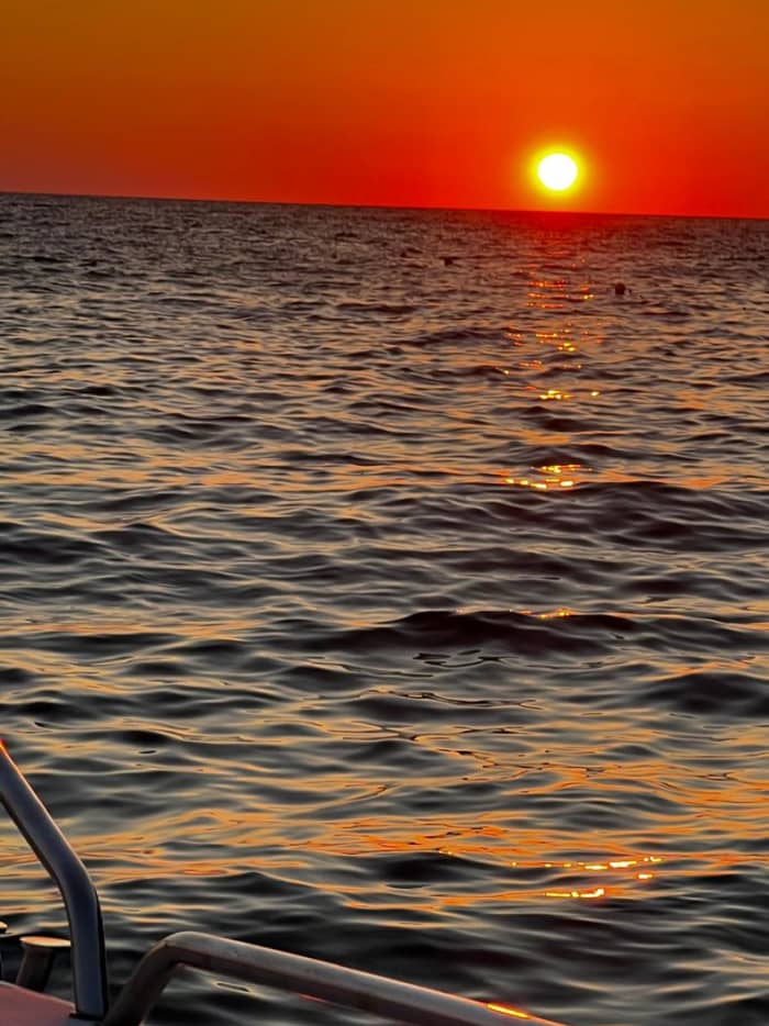 Ischia: A Day of Sea and Relaxation aboard Lenú