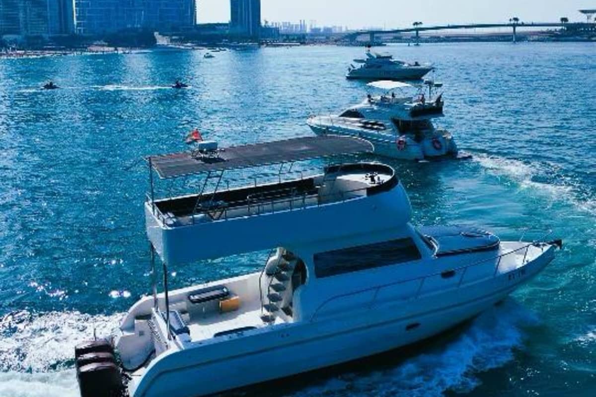 2-stündige ikonische Dubai-Yachttour ab der Marina