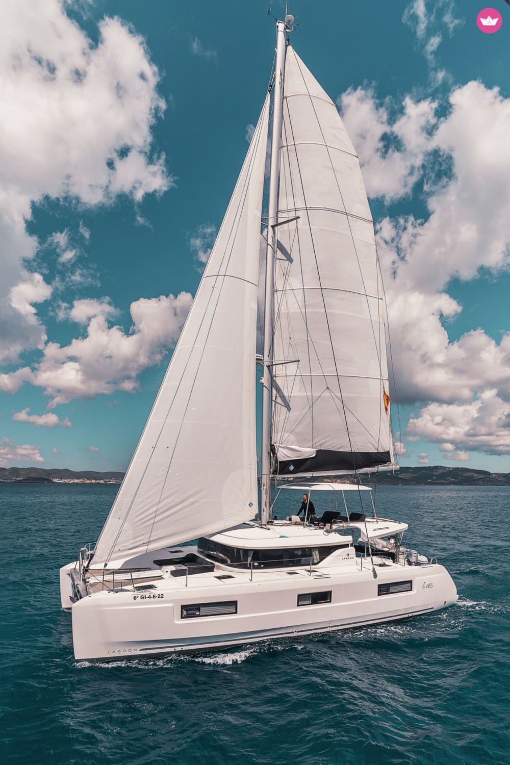 Découvrez les îles Baléares: un tour en catamaran entre Ibiza et Formentera