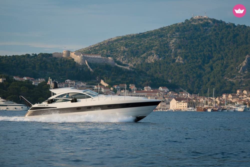Grottes, lagune et îles – La journée en mer idéale à Hvar 5