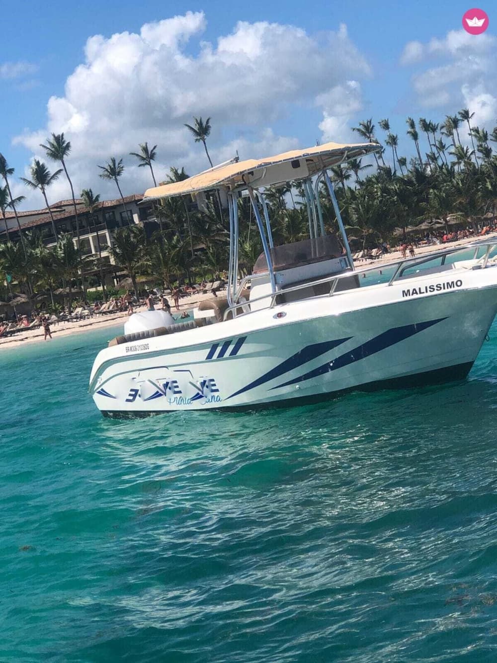 Découvrez Punta Cana lors d'une excursion d'une journée en bateau à moteur. 3