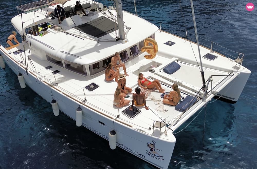 Excursion d'une journée en catamaran : aventure au Blue Lagoon, à Comino et à Gozo
