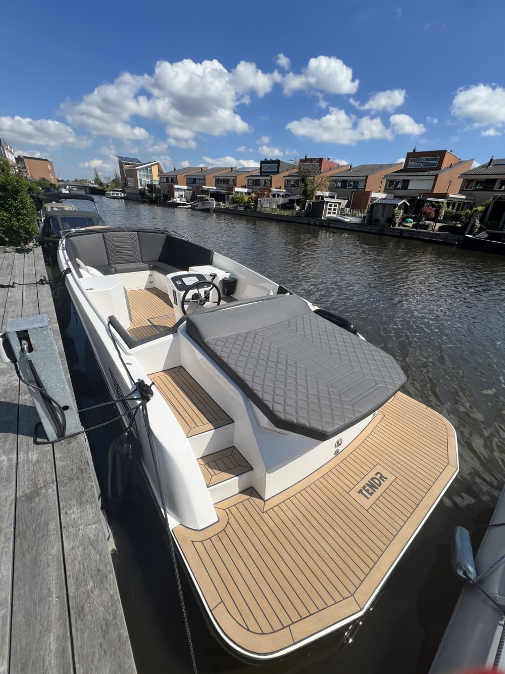 Découvrez la région d'Alkmaar en 3 heures en bateau à moteur. 3