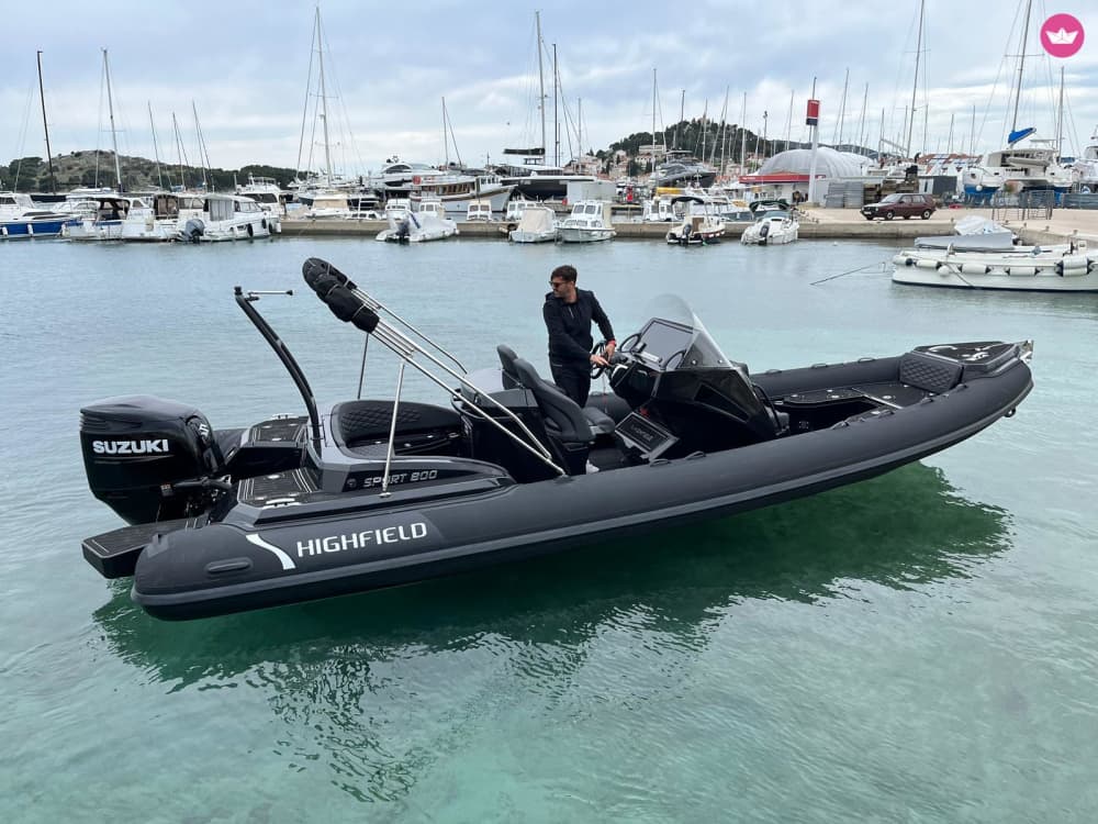 Découvrez la Croatie à votre rythme – Excursion en bateau flexible d'une journée complète 4