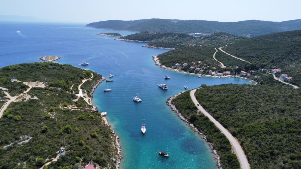 Excursion privée en bateau à Vis - Mama Mia Land 2