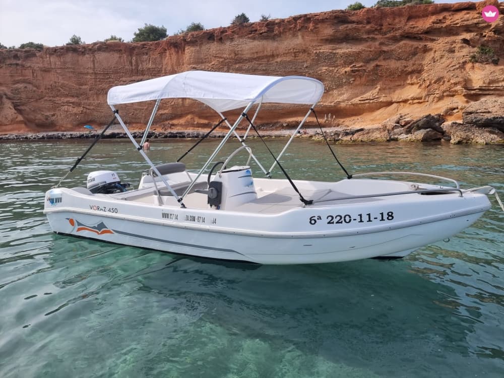 Escapade d'une demi-journée à Ibiza : Nagez, explorez et déconnectez avec style 5