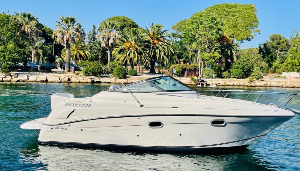 3h30 de soleil autour de Nice en bateau à moteur