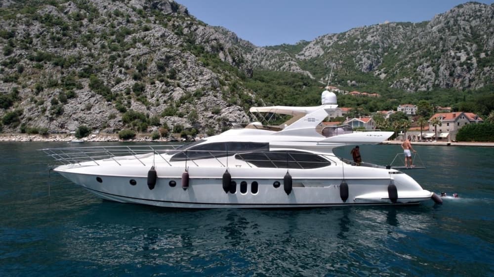 Mer, amour et soleil: une journée riche en émotions à bord d'un bateau à moteur 4