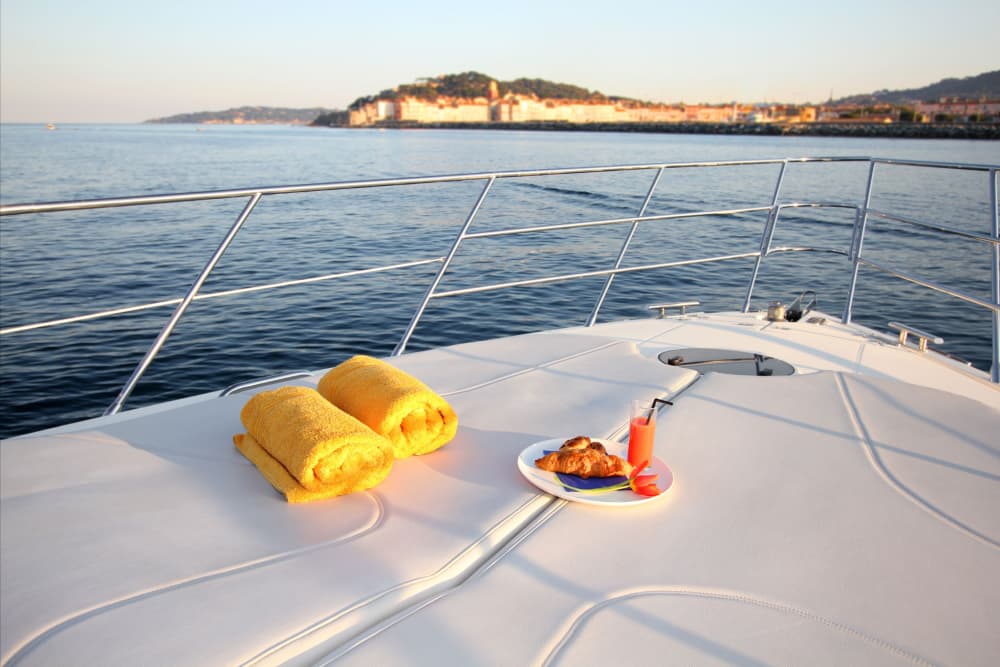 Mer, amour et soleil: une journée riche en émotions à bord d'un bateau à moteur 6