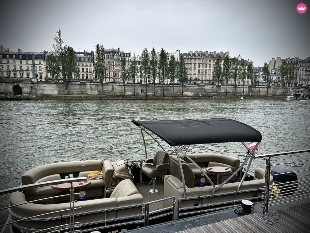 Croisière Privée sur la Seine pour un EVJF Inoubliable! - 1h30