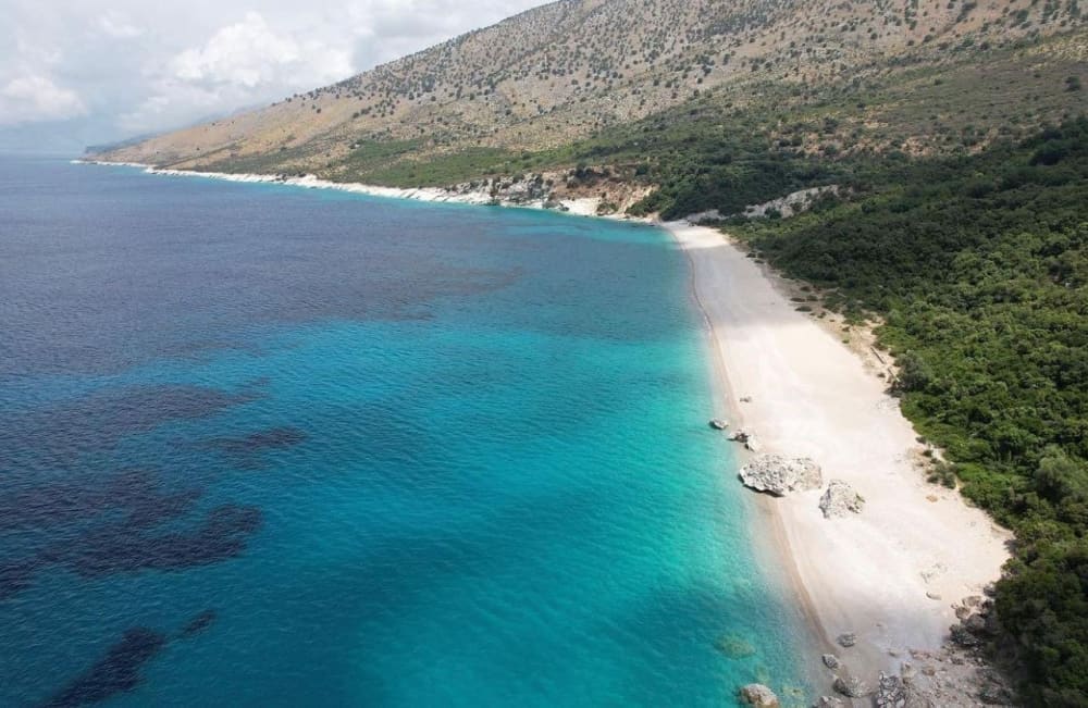 Découverte de Sarandë en demi-journée : Votre courte escapade en bateau à moteur 4