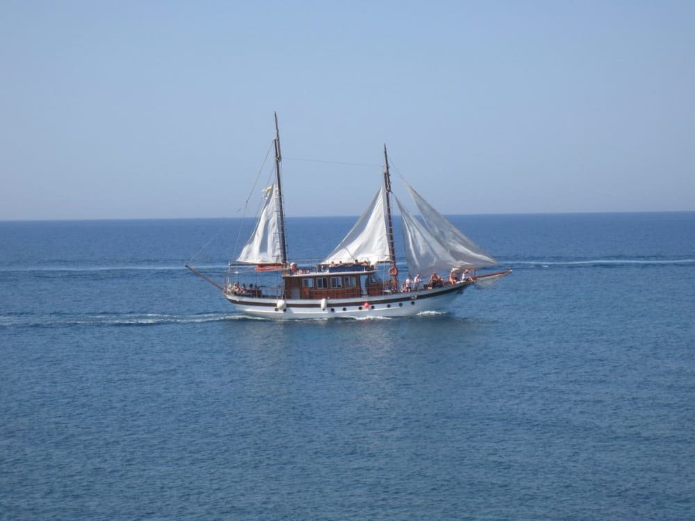 Découvrez Paphos: une demi-journée de pur bonheur en goélette 2