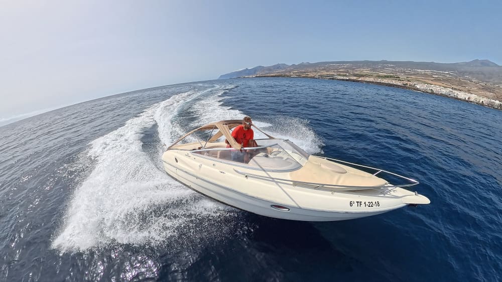 Louez un bateau à moteur pour 3h30 de plaisir 2