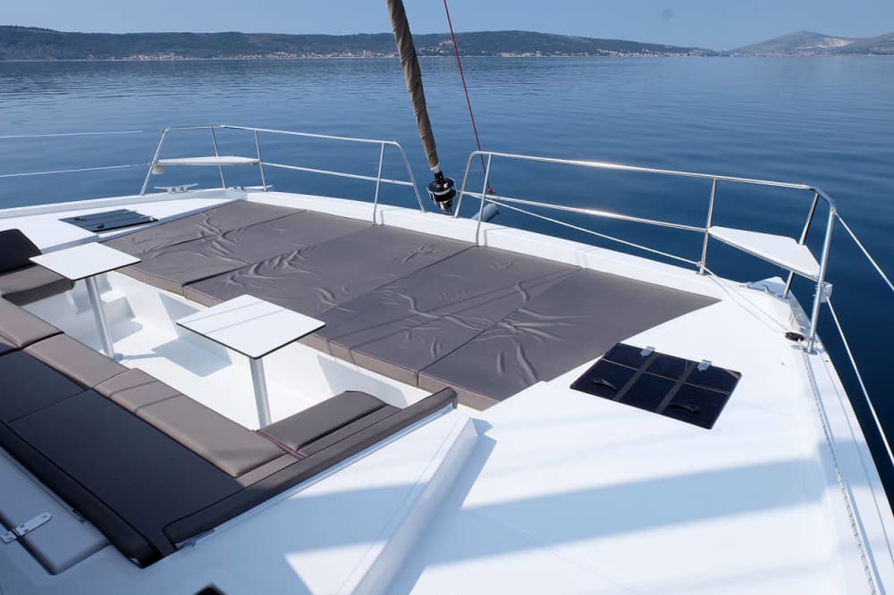 Croisière matinale en catamaran de luxe à Hersonissos — Île Dia (09:00–15:30) 4