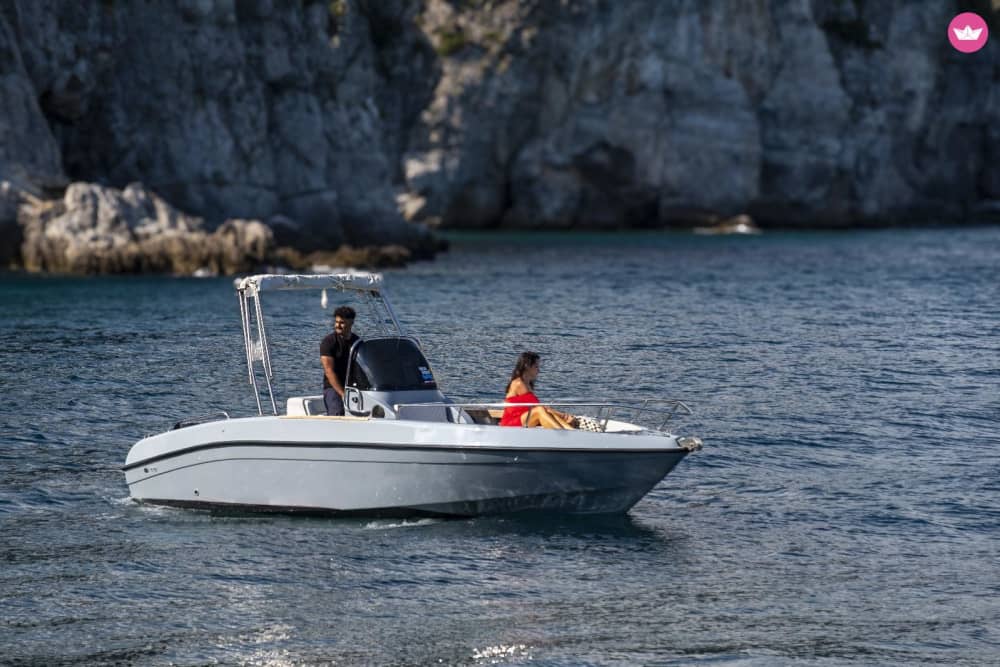 Votre aventure en bateau personnalisée à Capri et Nerano 3