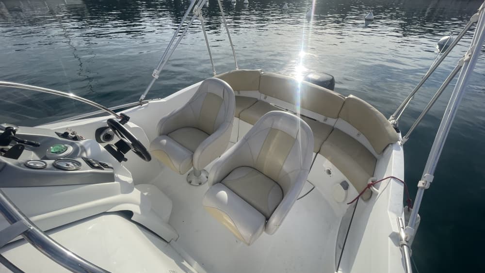 Une journée magique à Marseille en bateau à moteur 4
