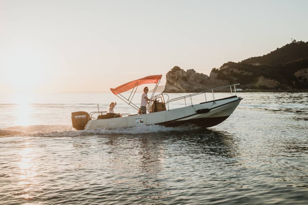 Excursion en bateau à moteur d'une demi-journée ou d'une journée complète à La Spezia. Histoires et légendes du Golfe. Circuit personnalisable. 2