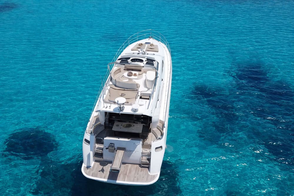 Croisière privée d'une journée sur la côte sud ou à Délos et Rhenia (Azimut 58 pieds)