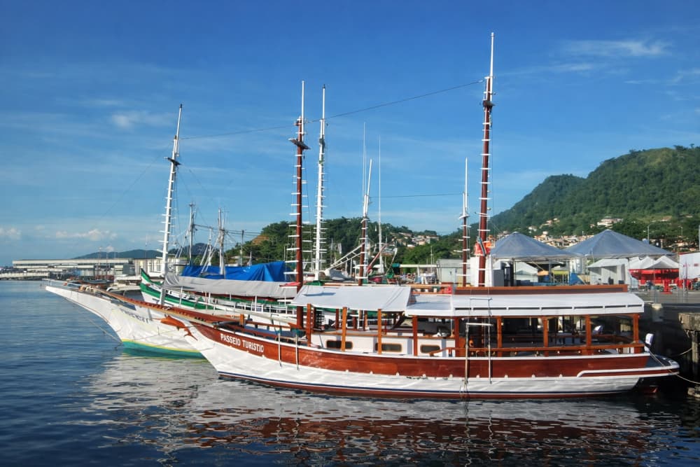 Excursion en goélette à Angra dos Reis – Découverte des îles tropicales