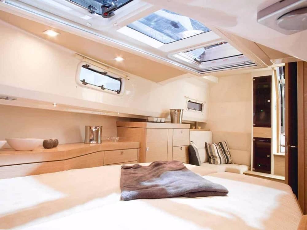 Votre bateau à moteur privé pour une journée autour de Marseille 3