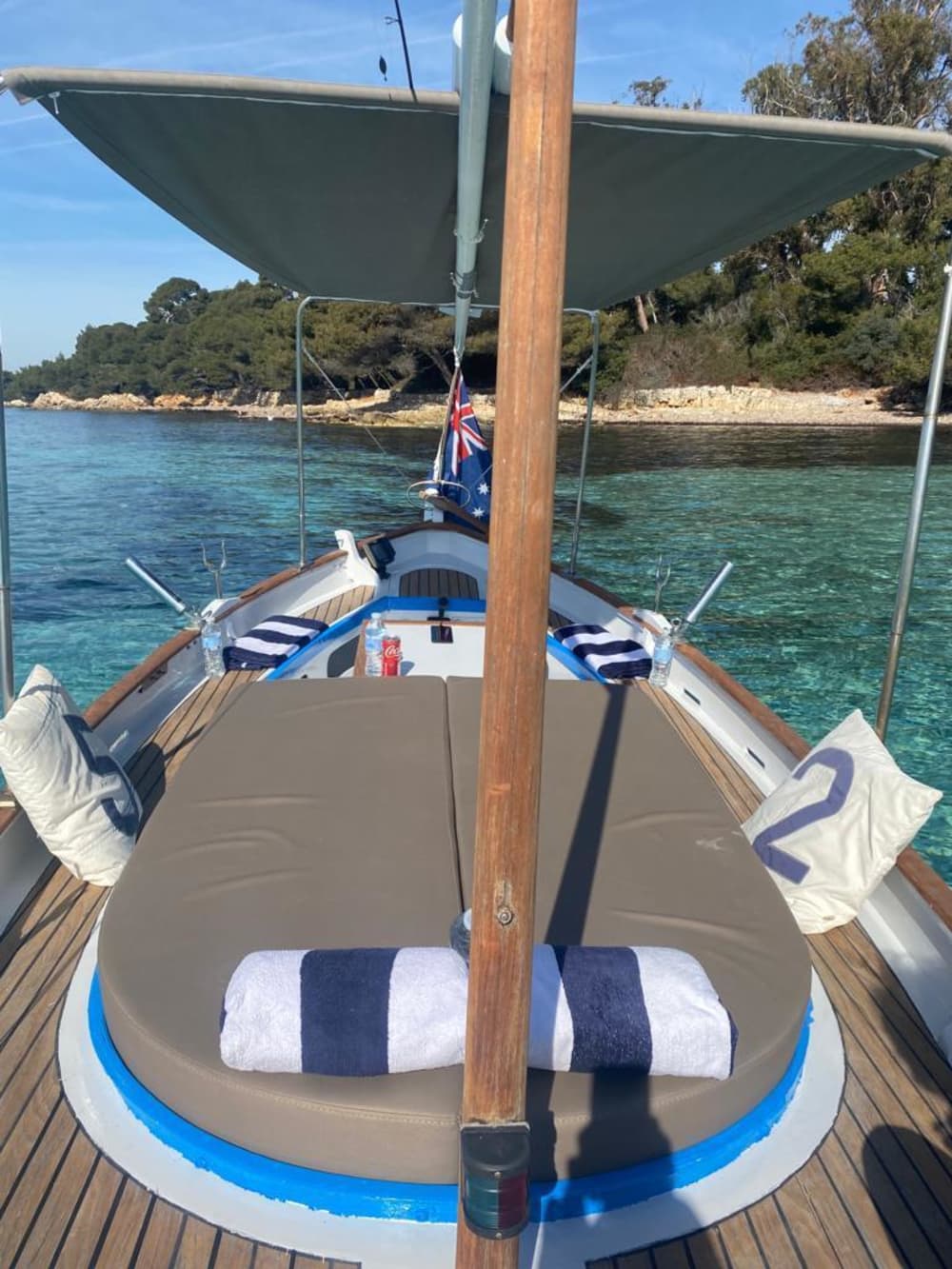 Profitez d'une journée complète en bateau à moteur à Juan-les-Pins. 3