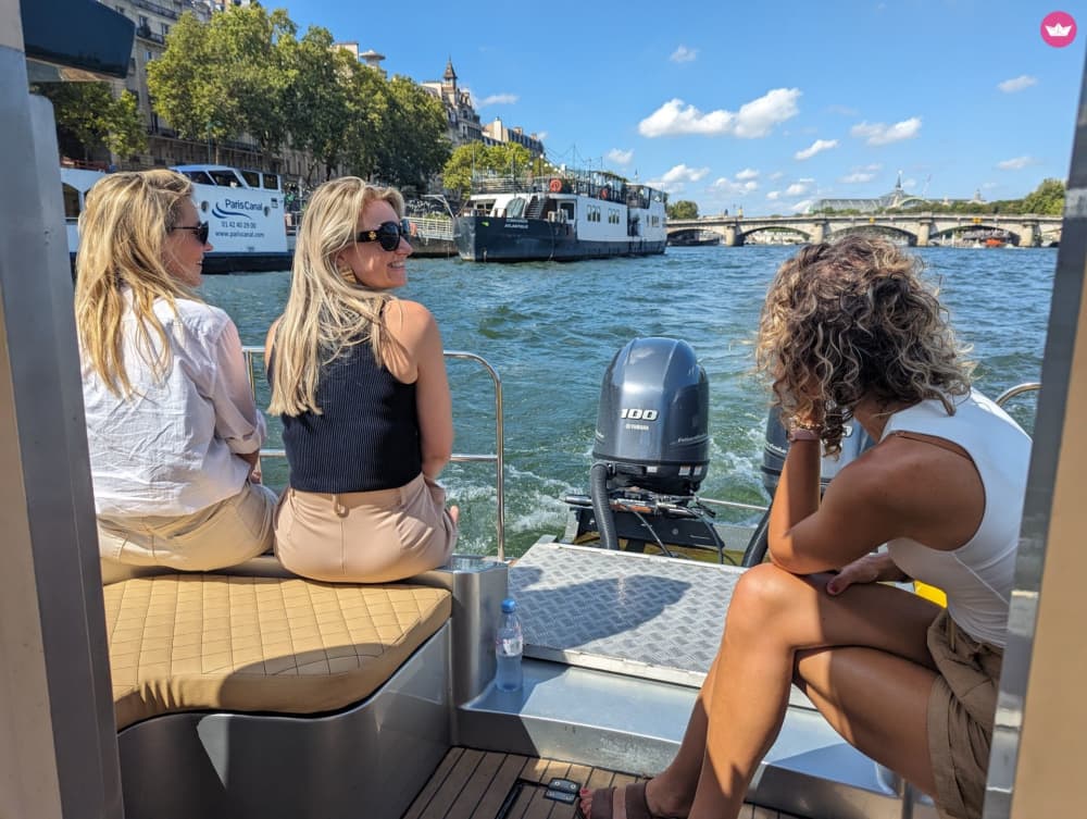 Paris by Boat – Croisière privée au cœur des monuments