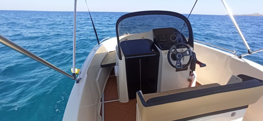 Excursion avec skipper autour de Lindos et de la plage de sable rouge 5