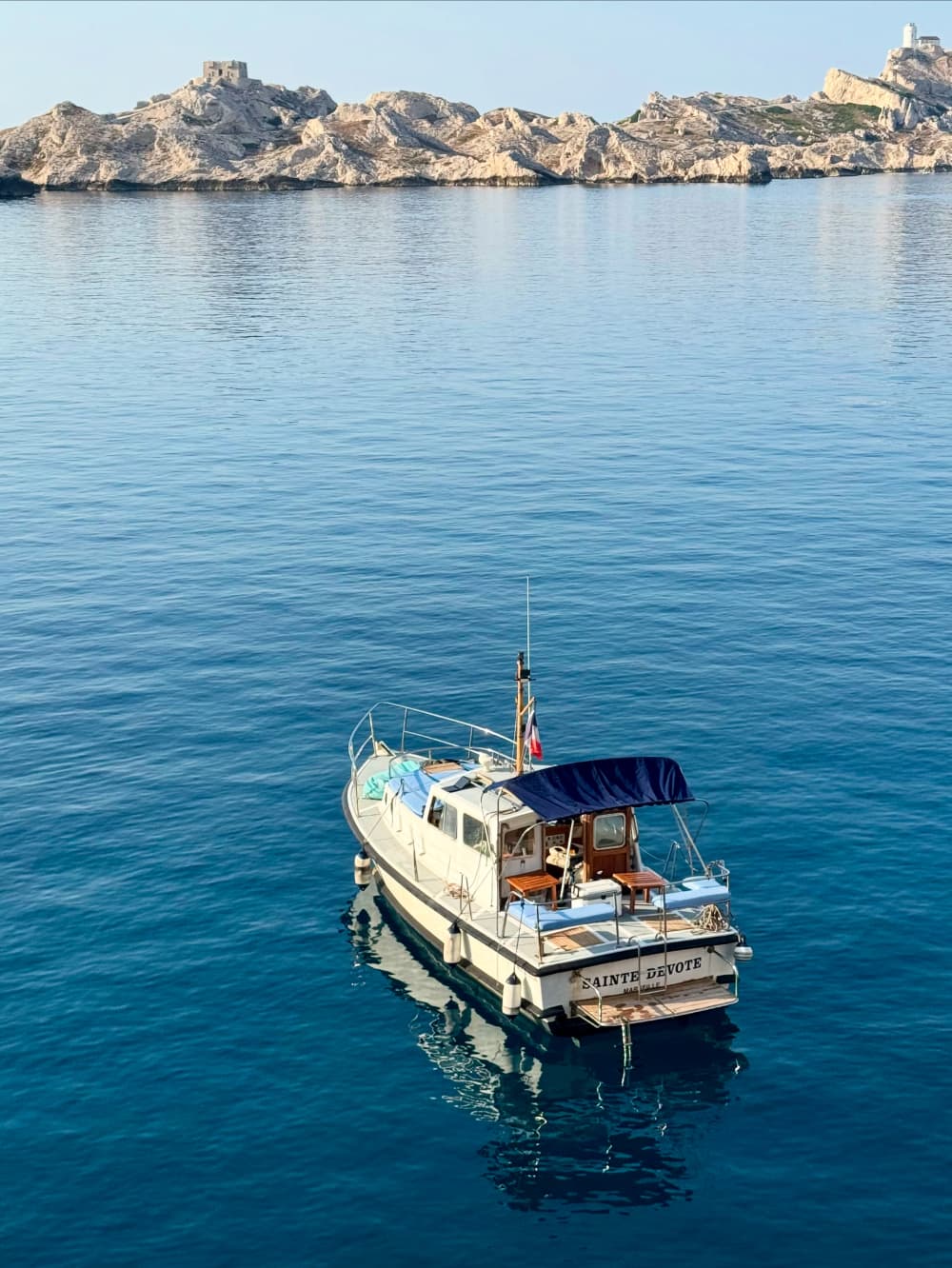 Explorez Marseille en bateau: une journée complète sur l'eau à bord d'un bateau à moteur 2
