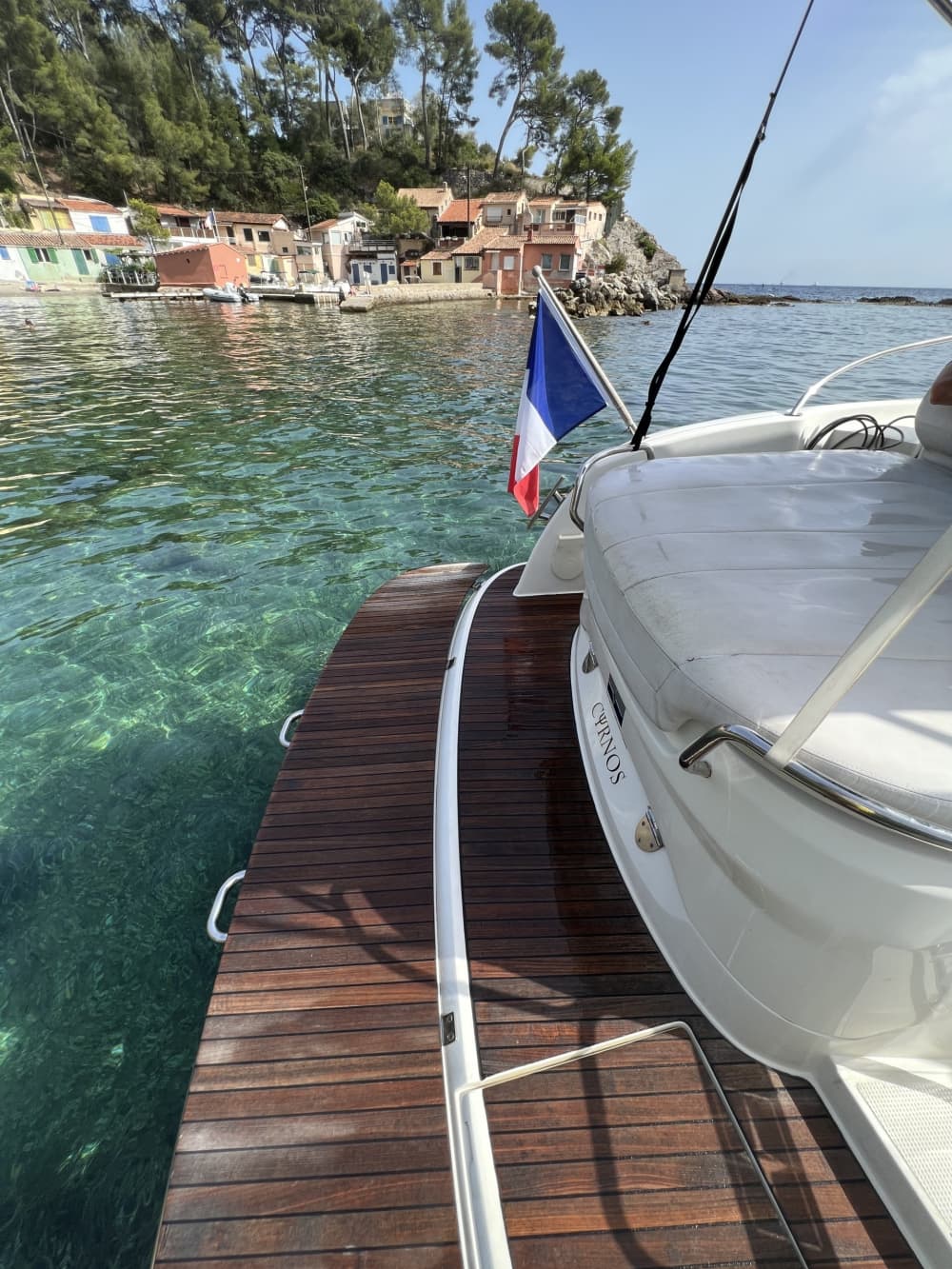 Commencez vos vacances par 4 heures de plaisir sur un bateau à moteur