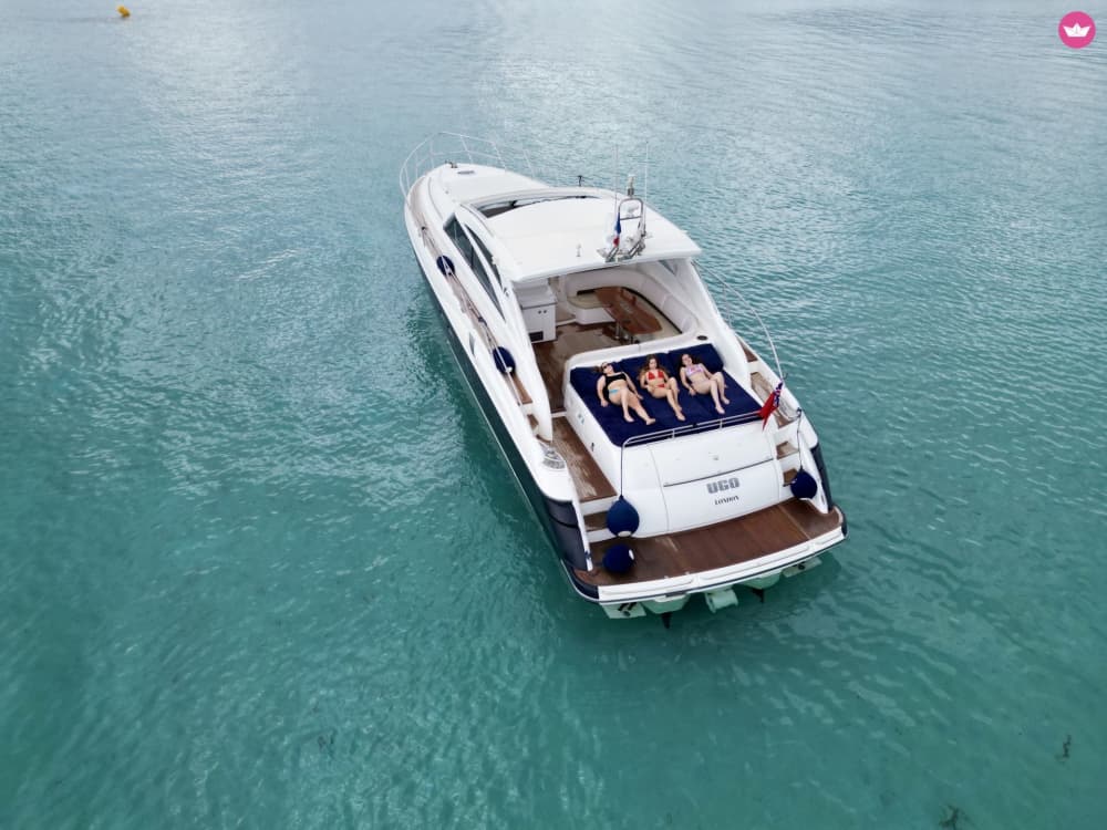 Évasion Exclusive: Journée Prestige sur la Riviera