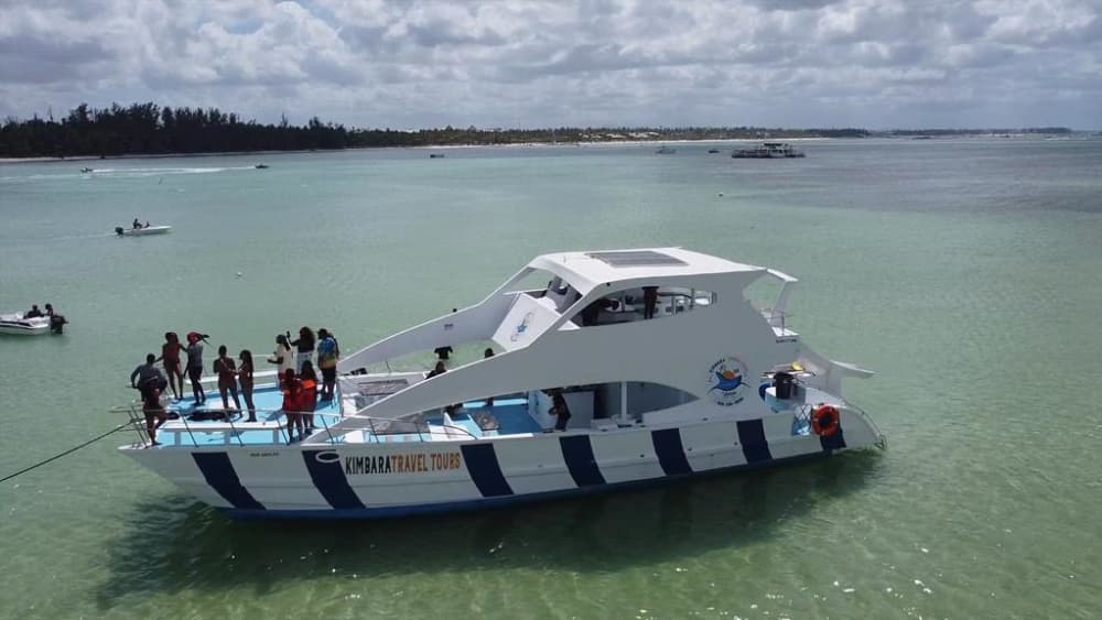 Profitez d'une journée complète de navigation à Punta Cana en catamaran. 2